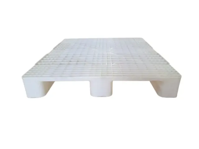 Pallet Plástico para Câmara Fria 100x120